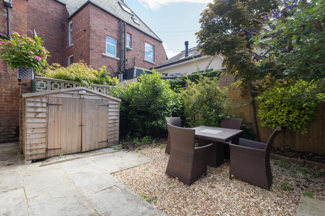 Albany House By Harrogate Serviced Apartments Exterior foto